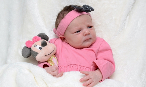 Willkommen, Elysia Isabella Schiemann. Foto: babysmile24.de