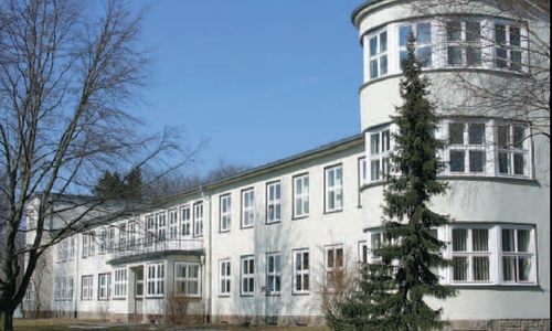 Das mittlerweile abgerissene "Offizierskasino" auf dem ehemaligen Fliegerhorst Gelände. Foto: UNSER HARZ