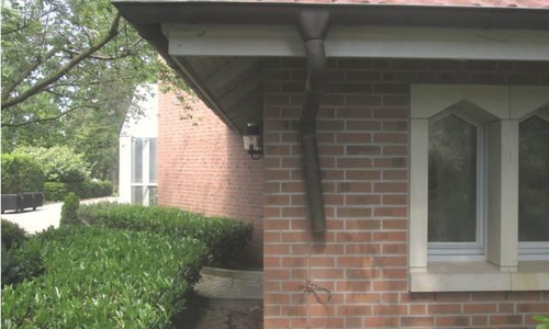 Hier montierten die Täter die Kupferrohre ab. Foto: Polizei