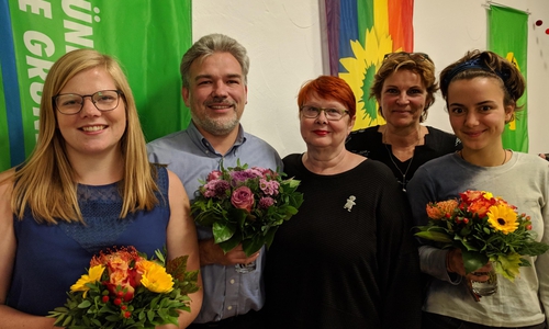 Von links: Lena Krause, Kai Brunzel, Ulla Derwein, Jutta Beckmann, Klara Herbel. Nicht im Bild: Figen Köksal. Foto: Die Grünen