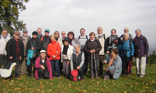 Die Wandergruppe der Deutsch-Französischen Gesellschaft mit ihren Gästen aus Cachan. Foto: Margit Richert