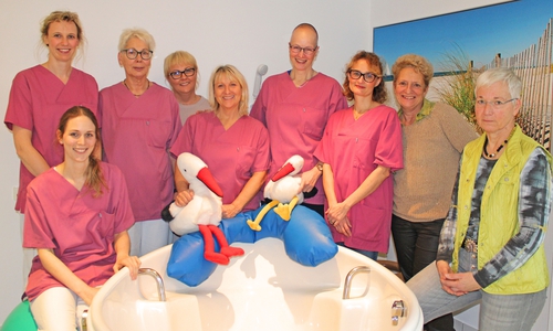 Das Hebammen-Team des Städtischen Klinikums half im vergangenen Jahr so vielen Kindern wie nie zuvor, das Licht der Welt zu erblicken. Foto: Städtisches Klinikum