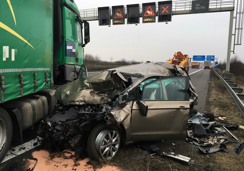 Schwerer Unfall Auf Der A2 Regionalheutede 6157