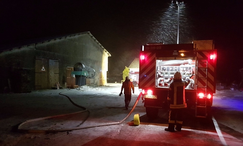 Rund 50 Mitglieder der Feuerwehr kamen zum Einsatz. Foto: Pressestelle der Freiwilligen Feuerwehr der Samtgemeinde Meinersen/Schaffhauser