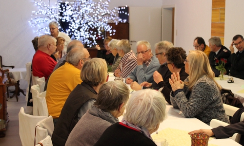 Vereinsmitglieder im gut besetzten Versammlungsraum. Foto: privat