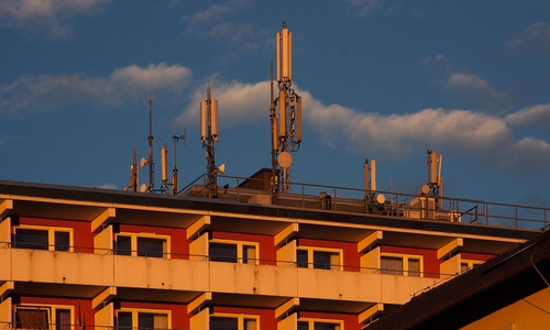 Die Internationale Funkausstellung steht vor der Tür - das Bundesamt für Strahlenschutz (BfS) in Salzgitter klärt über Mythen und Risiken zum neuen Mobilfunkstandard 5G auf und gibt Tipps zum Umgang mit dem Smartphone. Symbolfoto: Pixabay