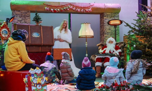 Das Haus des Weihnachtsmannes wartet auf kleine Besucher. Fotos: WMG/Janina Snatzke