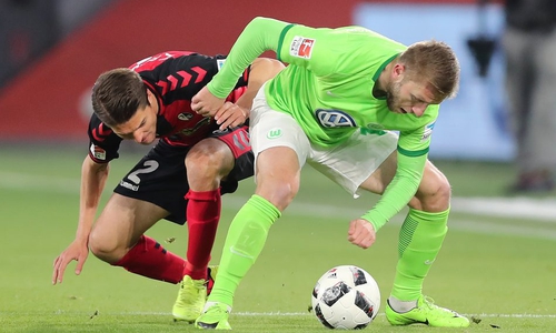 Sinnbildlich: Aleksandar Ignjovski gegen Jakub Blaszczykowski. Foto: Agentur Hübner