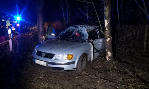 Wie durch ein Wunder erlitt der Fahrer nur leichte Verletzungen. Foto/Video: aktuell24(kr)