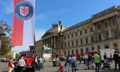 Am heutigen Sonntag fand der erste Tag der Feuerwehr in Braunschweig statt. Fotos/Video: Anke Donner