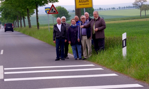 Horst Neubauer, Helmut Lüttge, Henrike Holtmann, Bernd Seikowsky, Jürgen Lingelbach, Claus-Jürgen Schillmann und Frank Oesterhelweg. Foto: Jürgen Kühne
