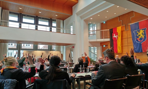 Am vergangenen Montag verließen Ratsmitglieder aus Protest den Raum. Symbolfoto: Alexander Panknin