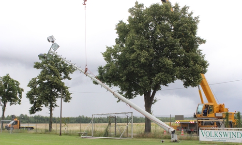 Die Flutlichtmasten wurden im Juli entfernt. Foto: Anke Donner 