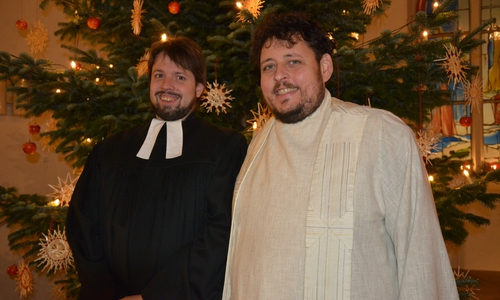 Pastor Philipp Wollek (links) und Pastor Dominik-Christian Rohrlack. Foto: Evangelisch-Lutherischer Kirchenkreis Peine