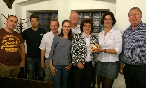 Archivfoto (Stadt Goslar): Auch 2016 reiste eine Goslarer Gruppe mit Burkhard Siebert (rechts) zum Töpfermarkt nach Beroun.