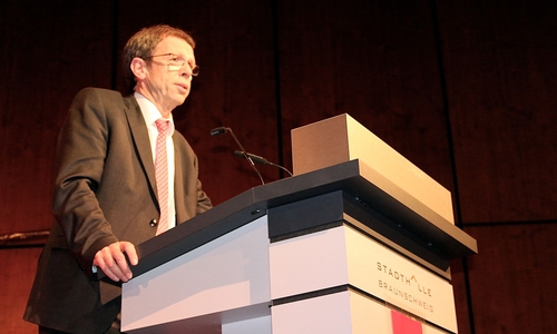 Wolfsburgs Oberbürgermeister Klaus Mohrs. Foto: Sina Rühland