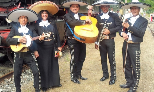 Mariachigruppe „Sol Azteca“ will Besucher mit mexikanischen Klängen begeistern. Foto: Hahnenklee tourismus marketing gmbh