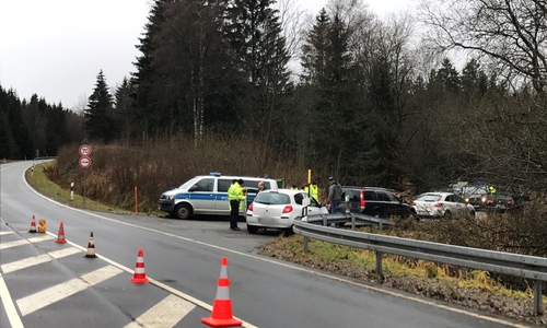Eine Großkontrolle führte am Freitag zu
Erfolgen gegen den Drogenmissbrauch und die Eigentumskriminalität. Foto: Polizei
