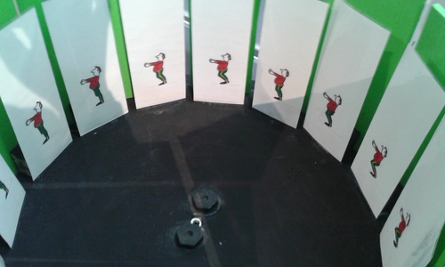 Das AHA-ERLEBNISmuseum stellt seine kommenden Veranstaltungen vor. Hier ein Beispiel aus Spielsachen mit physikalischem Pfiff Foto: AHA-ERLEBNISmuseum 