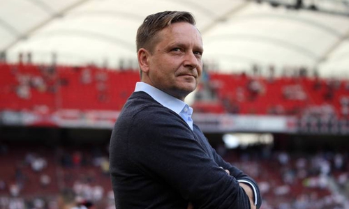 Bleibt in Hannover: Horst Heldt. Foto: imago