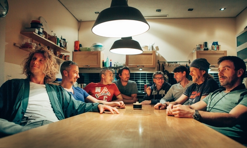 Beim Sommerfest auf der Bühne: Die Heavytones. Foto: Hallenbad