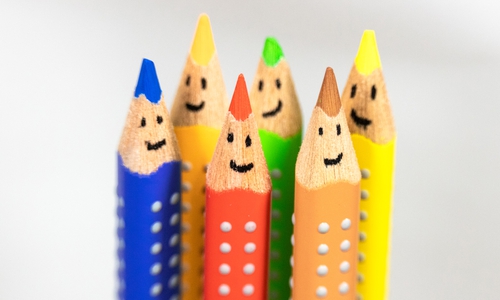 Mit spitzem Stift rechnen sich die Chancen im Job besser: Fortbildung ist das A und O, sagt die Gewerkschaft Nahrung-Genuss-Gaststätten (NGG). Foto: NGG