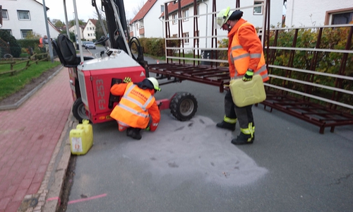 Die Feuerwehr beim Spezialeinsatz. Fotos: Feuerwehr Bad Harzburg