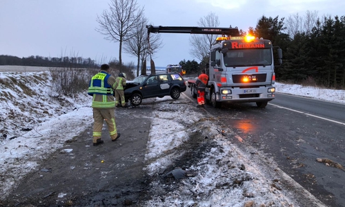 Auf der B1 kam es zu einem Unfall. Foto: Feuerwehr Helmstedt
