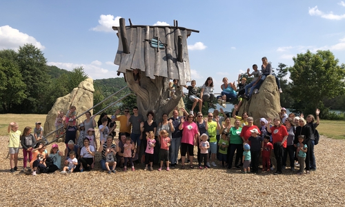 Mit viel Spaß verausgabt - bei bestem Wetter am Vienenburger See. Foto: Sabine Rehse