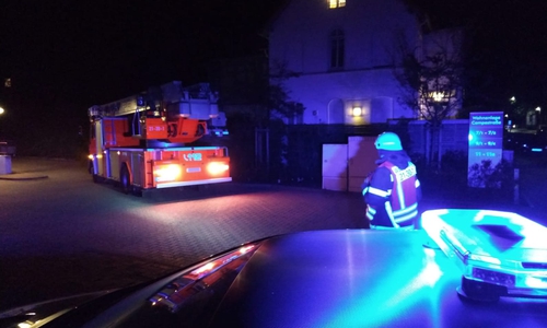 Die Drehleiter wurde zum Glück nicht gebraucht. Foto: Werner Heise