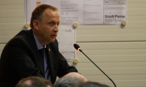 Bürgermeister Klaus Saemann hat seinen Vorschlag unterbreitet. Symbolfoto: Alexander Panknin