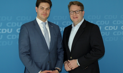 Lucas Schubert mit dem CDU-Bundestagsabgeordneten Carsten Müller. Foto: Privat