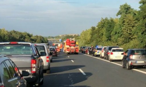 Der Verkehr kam zum Erliegen. Fotos: Rudolf Karliczek