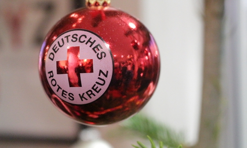Der Wolfenbütteler Kreisverband des Deutschen Roten Kreuzes (DRK) lud wieder zum Weihnachtsmarkt am Exer.  Fotos: Robert Braumann