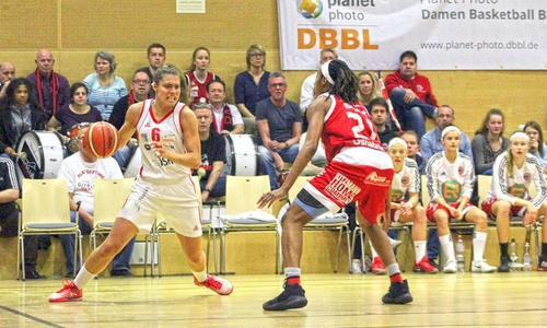 Theresa Simon überzeugte mit 14 Punkten und drei Dreiern. Foto: Maschauer

