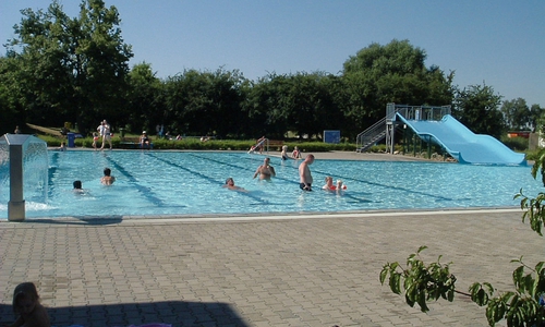 Das Freibad Fallersleben hat ab dem 29. April wieder geöffnet. Foto: Stadt Wolfsburg