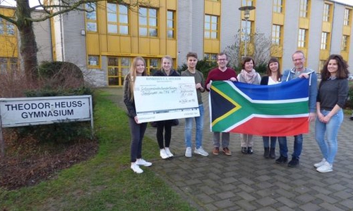 Das Theodor-Heuss-Gymnasium unterstützt ein Waisenhaus in Südafrika. Das Sozialprojekt wurde von der ehemaligen Schülerin des THG Svenja Cordes ins Leben gerufen. Foto: THG