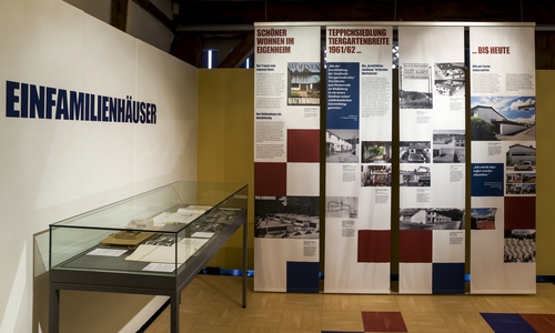 Ausstellung „Wie man eine Stadt entwickelt. Planen, Bauen und Wohnen in Wolfsburg 1960 und heute“, Stadtmuseum Schloss Wolfsburg, noch bis zum 22. Januar 2017 zu sehen. Foto: Peter Riewaldt.
