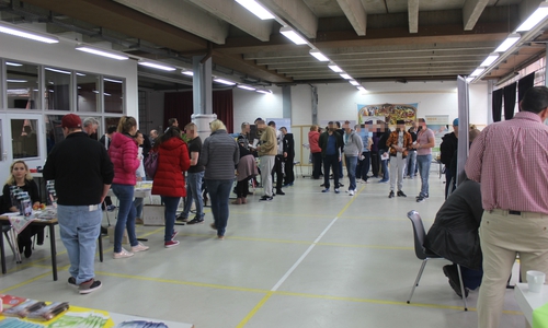 In der JVA Wolfenbüttel fand die erste Info-Messe statt. Fotos/Video: Anke Donner 