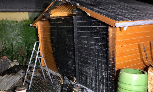 In Helmstedt brannte eine Gartenlaube. Foto: Feuerwehr Helmstedt