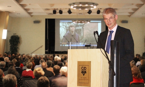 Auch Oberbürgermeister Frank Klingebiel lobte in seiner Rede die Arbeit des CJD. Foto: Alexander Panknin