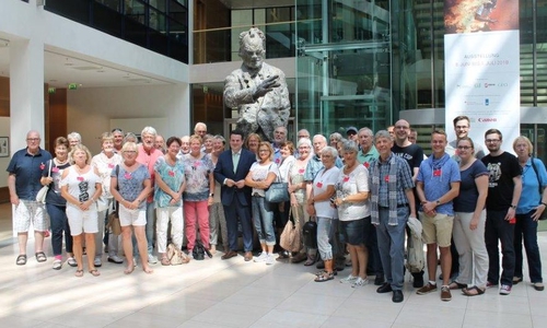  Der Bundestagsabgeordnete Hubertus Heil hat politisch interessierte Bürgerinnen und Bürger aus den Landkreisen Gifhorn und Peine zu einer zweitägigen politischen Informationsfahrt nach Berlin eingeladen. Foto: Wahlkreisbüro Gifhorn Hubertus Heil