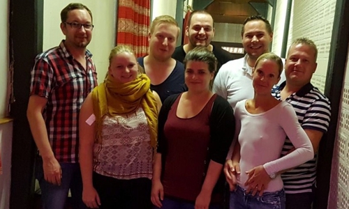 Der Kegelclub "Die Unfassbaren: Frederike Kastellan, Gast Imke Schwartz, Eva Hering, Michael Hofmann, Dennis Dube, Marcel Hänschen, Manfred Jäkel. Es fehlt: 
Melanie Röver. Foto: Privat
