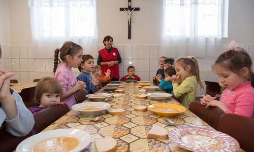 Mit ihren Spenden unterstützen die Wolfenbütteler seit Jahren verschiedene soziale Einrichtungen in Satu Mare. Foto: Stadt Wolfenbüttel
 