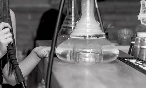 Die Shisha-Bar wurde vorerst geschlossen. Symbolfoto: Pixabay