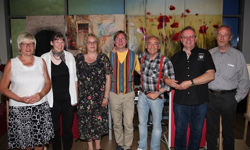 Das Ensemble des Livehörspiels. Foto: 