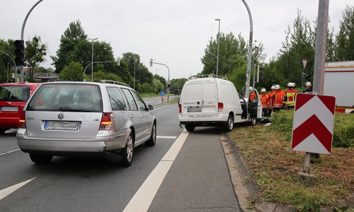 Gerade noch einmal gut gegangen. Der Caddy-Fahrer konnte im letzten Moment ausweichen. Foto: R. Karliczek