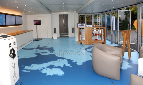 Reformationstruck zu Gast in Wolfsburg. Foto: Cornelia Kirsch