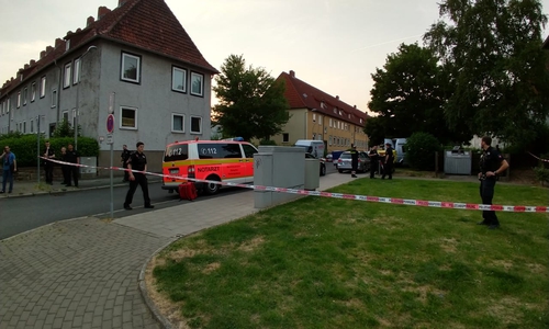 Am Montagabend wurde eine 30-Jährige von ihrem ehemaligen Lebensgefährten im Jägerweg erschossen. Foto: Werner Heise