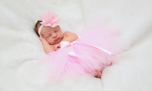 Wir freuen uns über die Geburt von Alissa. Foto: babysmile24.de